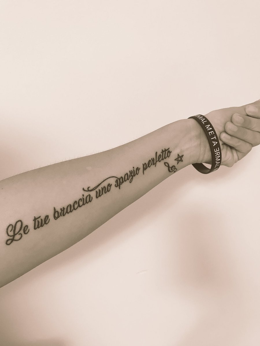 Ingrid D Agostino Sur Twitter La Nonna Appena Ha Visto Il Mio Tatuaggio Una Frase Stupenda Chi E Il Poeta Che L Ha Scritta Devo Segnarla Sulla Mia Agenda Nonnailoveu T Co Ikealgmsue