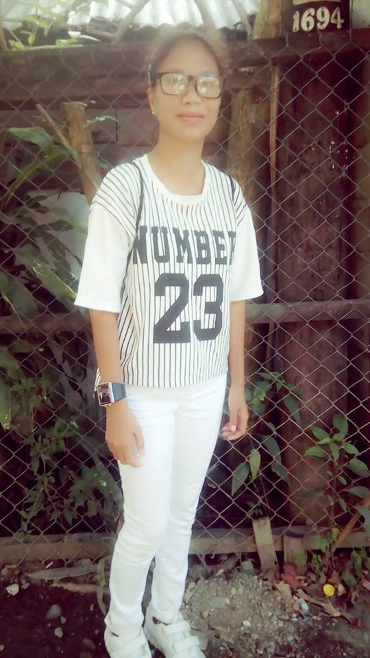 charchillguima2's tweet photo. happy lang 😍😘😚😚 https://t.co/0FmUeYUNSt