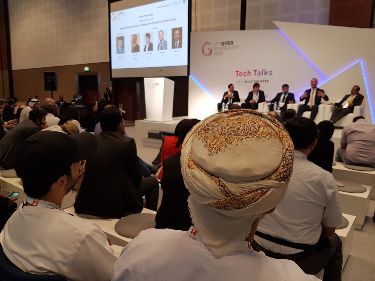 parthans's tweet image. One topic. Four different perspectives. An attentive audience.  #DigitalTransformation #GITEX2017 #gitextechtalks