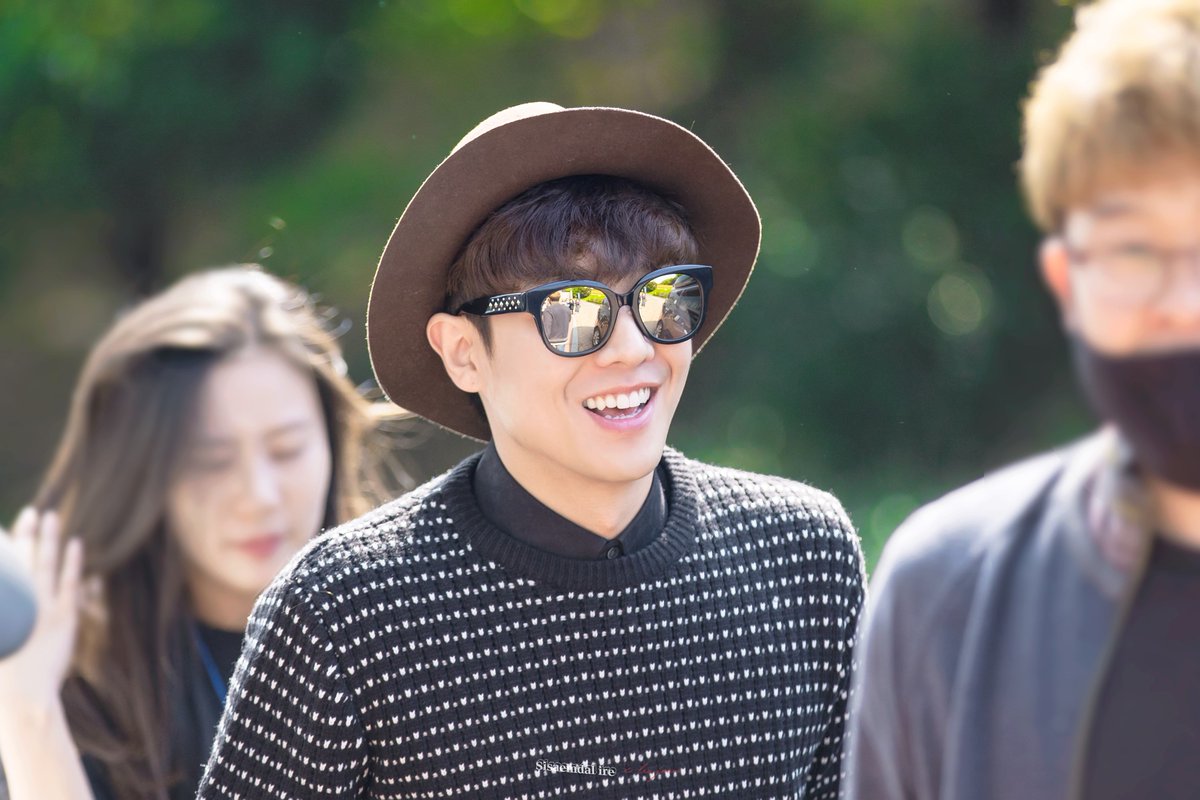 j19880207's tweet photo. [170930 팬미팅 The present]
귀엽기까지해,,,! 맑음이ㅋㅋㅋㅋ귀여워ㅠㅠ

#이준 #이창선 #이준팬미팅 
(https://t.co/7dxQdPuIdk) https://t.co/e0FySAbOrD