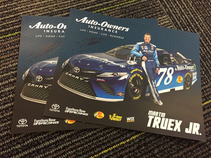 Want an autographed <a href="/MartinTruex_Jr/">Martin Truex Jr.</a> #AORacing hero card for you and a friend? 💁 💁‍♂️Retweet and tag your friend for your chance to win!