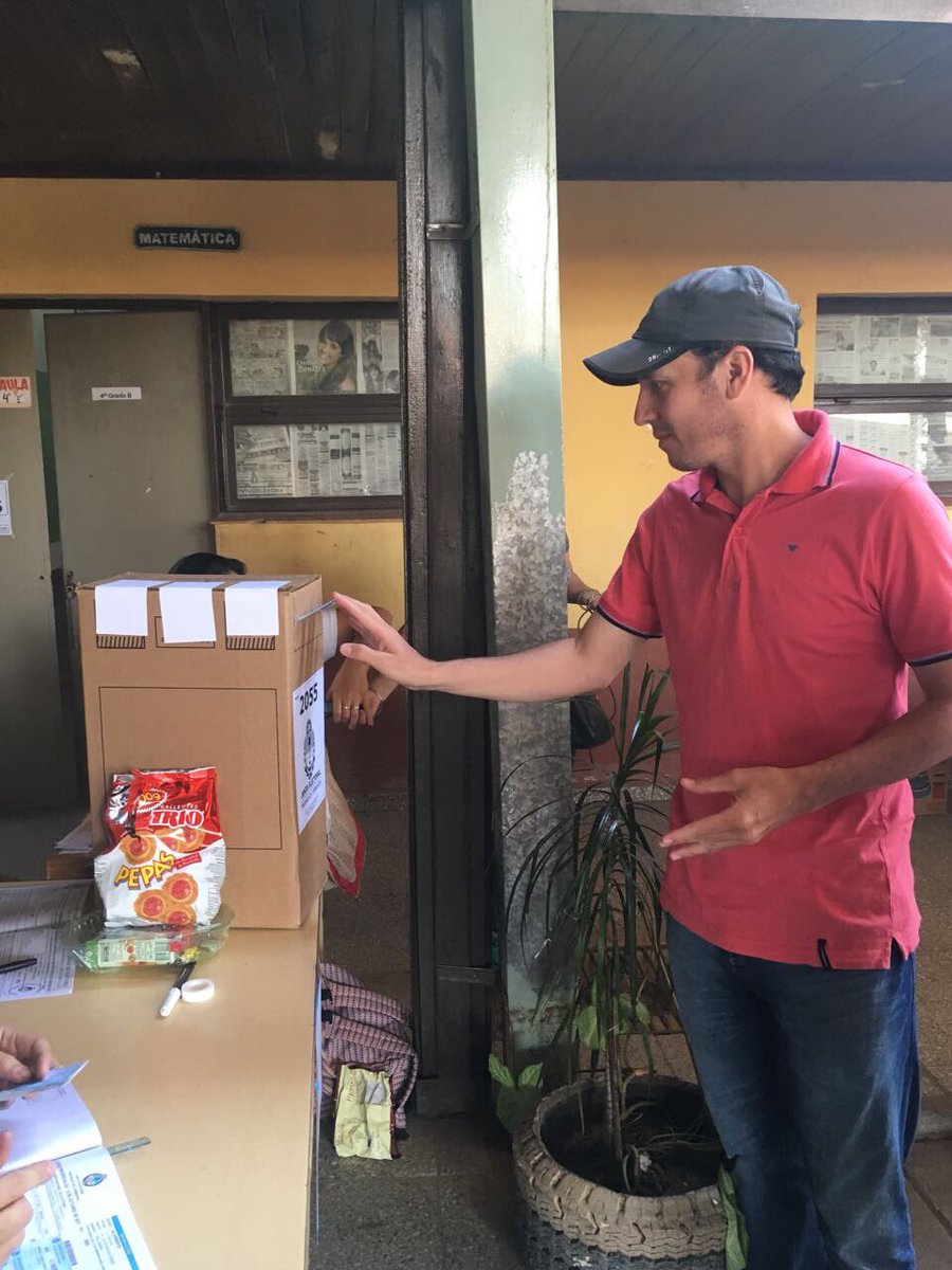 RocioMio's tweet photo. Votó @DemysRomero candidato a Intendente por el frente #PodemosMas en #SanLorenzo en la escuela N101 Juan Bautista Cabral https://t.co/Y4qWPutg4W