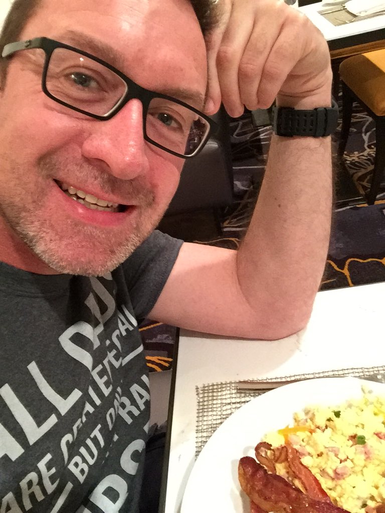 donaldyates's tweet photo. @SusanBasson Cheers friend, how do you like my $80 breakfast 😱😱😳 https://t.co/GmDKfRlUJ2
