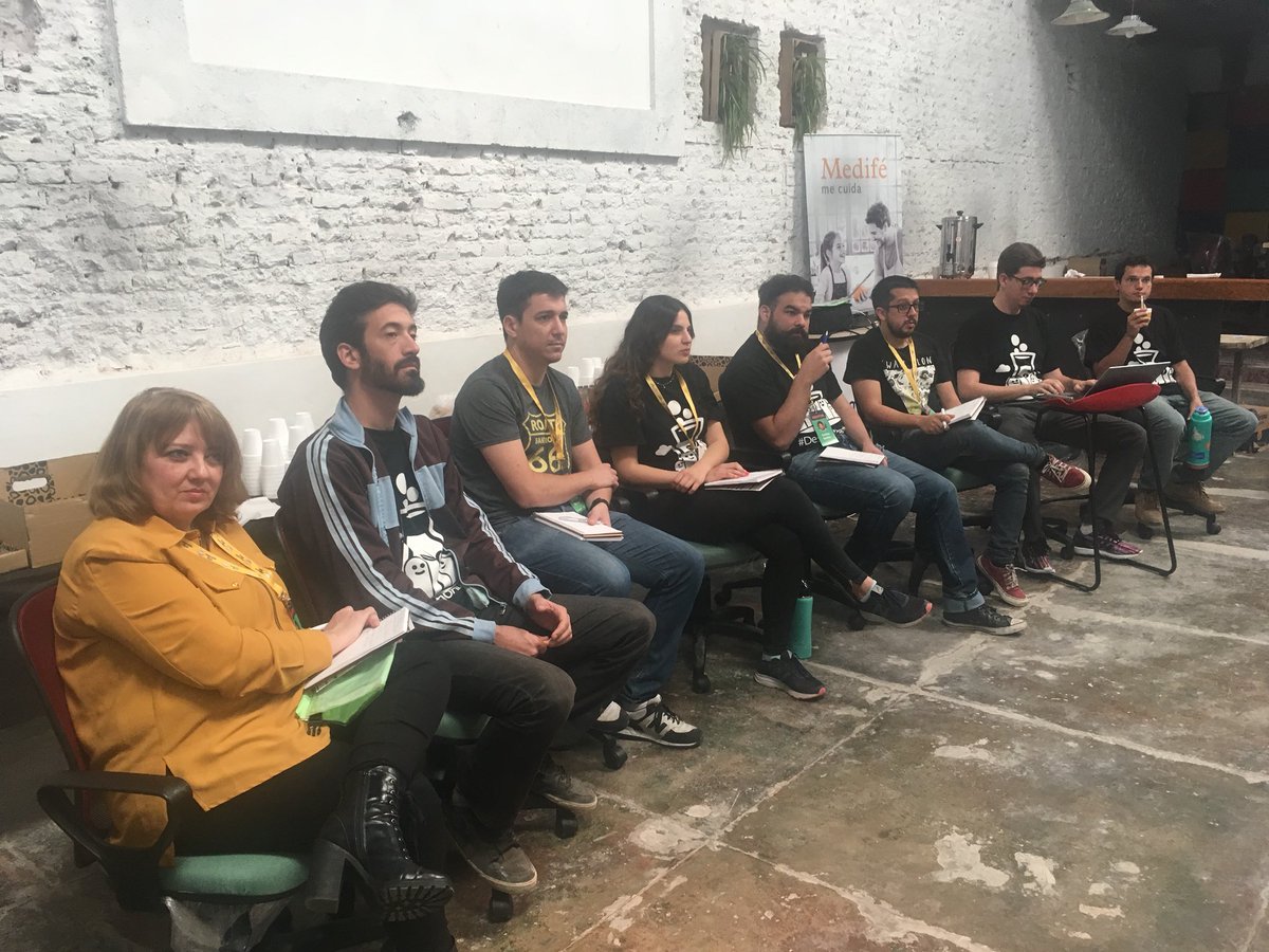 swcordoba's tweet photo. Última ronda de Mentores día domingo! #swDesafioAbasto #swcordoba #startupweeken https://t.co/yambVKAXzR