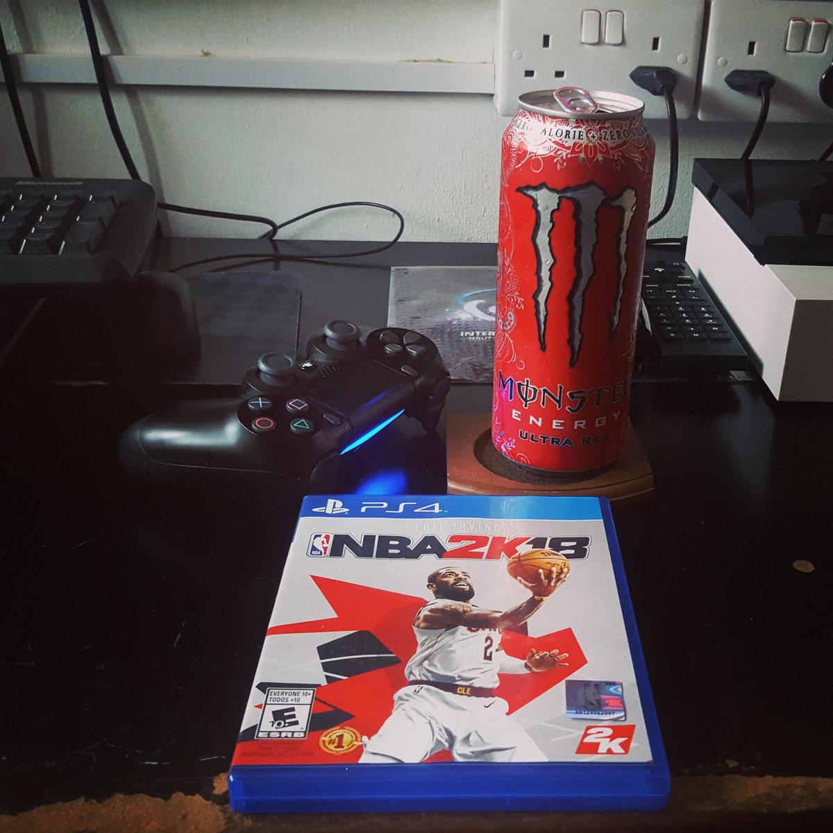 Kingrecs's tweet photo. Time To Play The Game!!
#2k18 #nba2k18 #NBA #Playstation4 #PS4Pro #MonsterEnergy #MonsterUltraRed #GoWolves #Mauritius🇲🇺 https://t.co/6SimqRmdlv