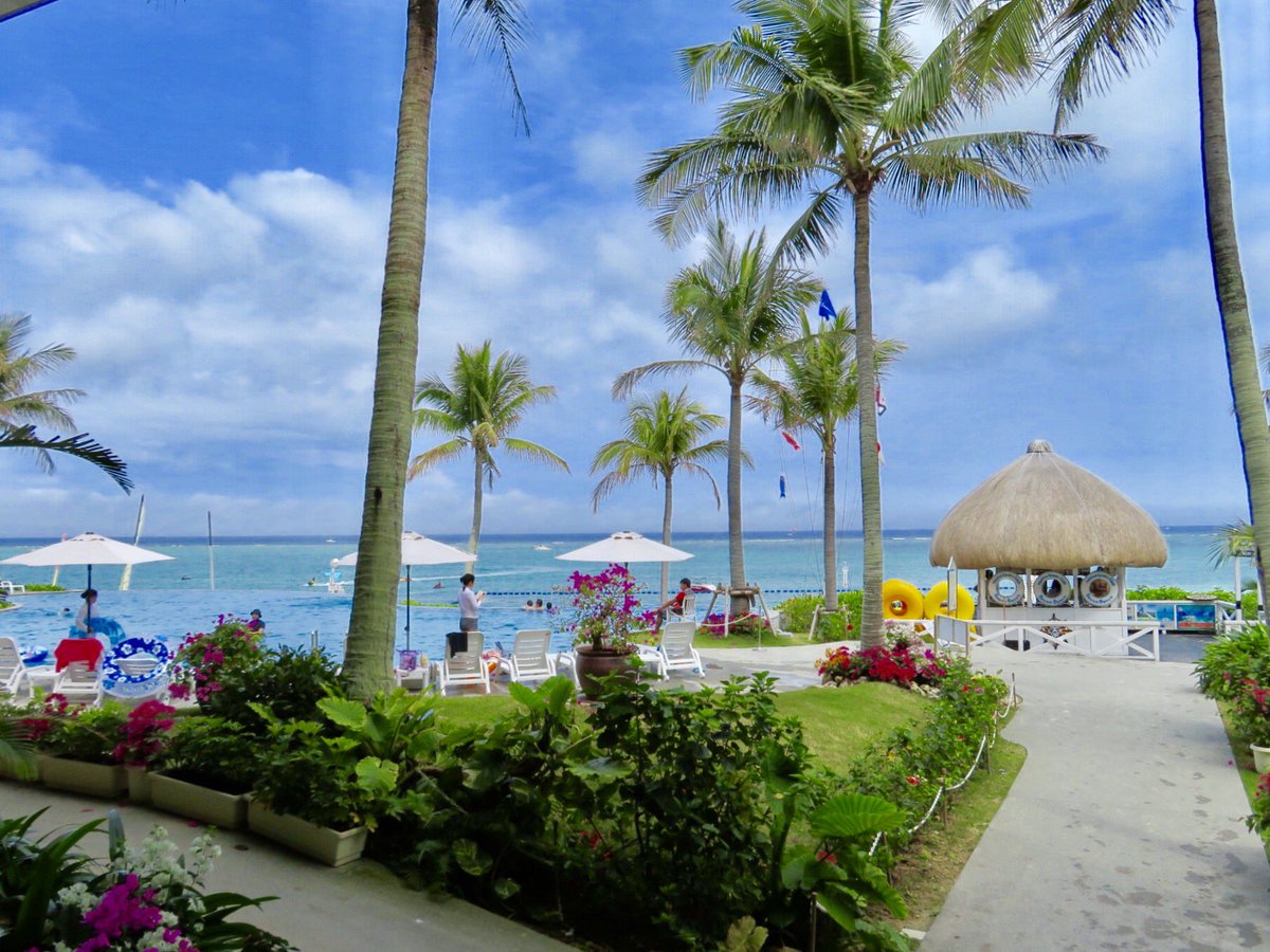 MARIfromJP4's tweet photo. #沖縄 #okinawa is a toropical island of Japan. There we can see white sand & blue sea & many toropical fishes. #beautifulsea #japaneseresort https://t.co/Vt5HKcNQt6
