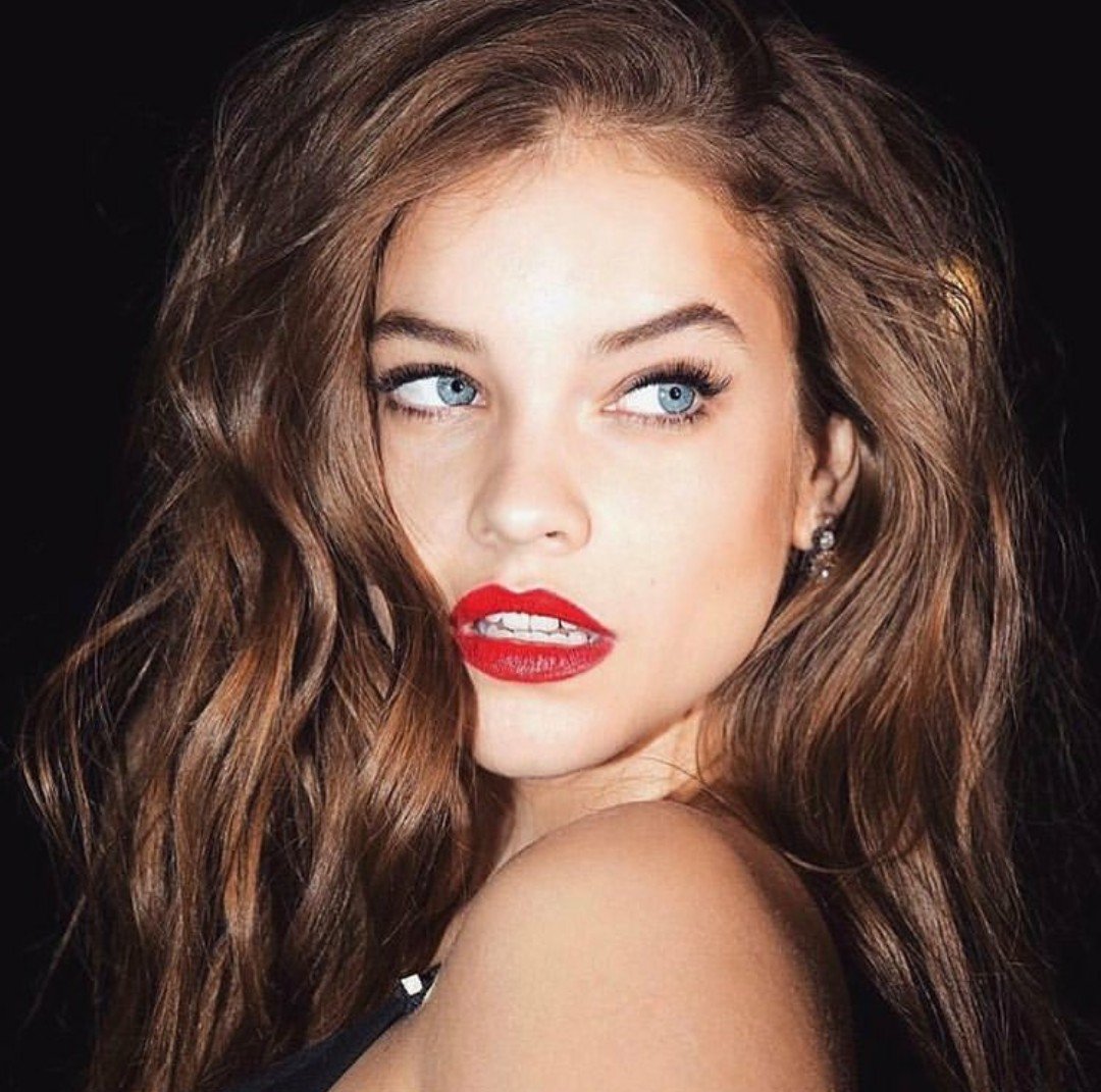 Happy Birthday to this gorgeous blue-eyed beauty. Love you so much Baby!! Happy 24th Barbara Palvin 