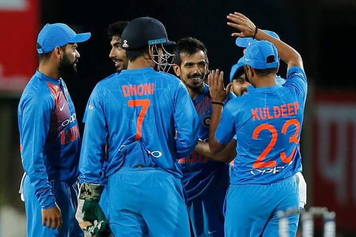 IndoFantasy's tweet photo. Indian Cricket Team go 1-0 up in the series as they beat Australian Cricket Team by 9 wickets (DLS Method) #IndVsAus https://t.co/qdhjE2icwf