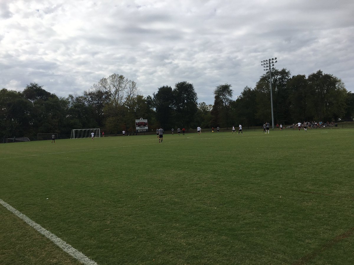 lynxwsoccer's tweet photo. Game time! #alumnifun https://t.co/9AlMZpsUGR