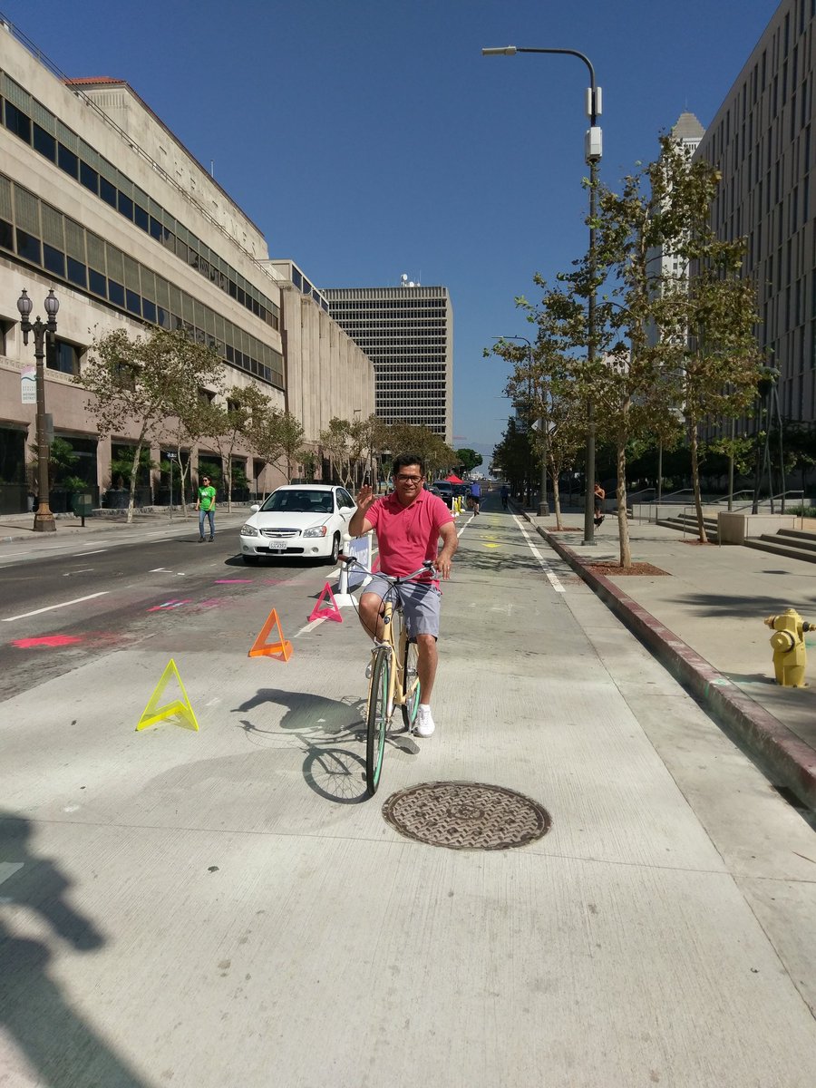 geanuracos's tweet photo. Protected bike lanes coming to Spring & Main! #CA34 Rep @JimmyGomezCA testing it out #dtlafwd #visionzeroLA @LADOTofficial @seletajewel https://t.co/DV6O891nuo