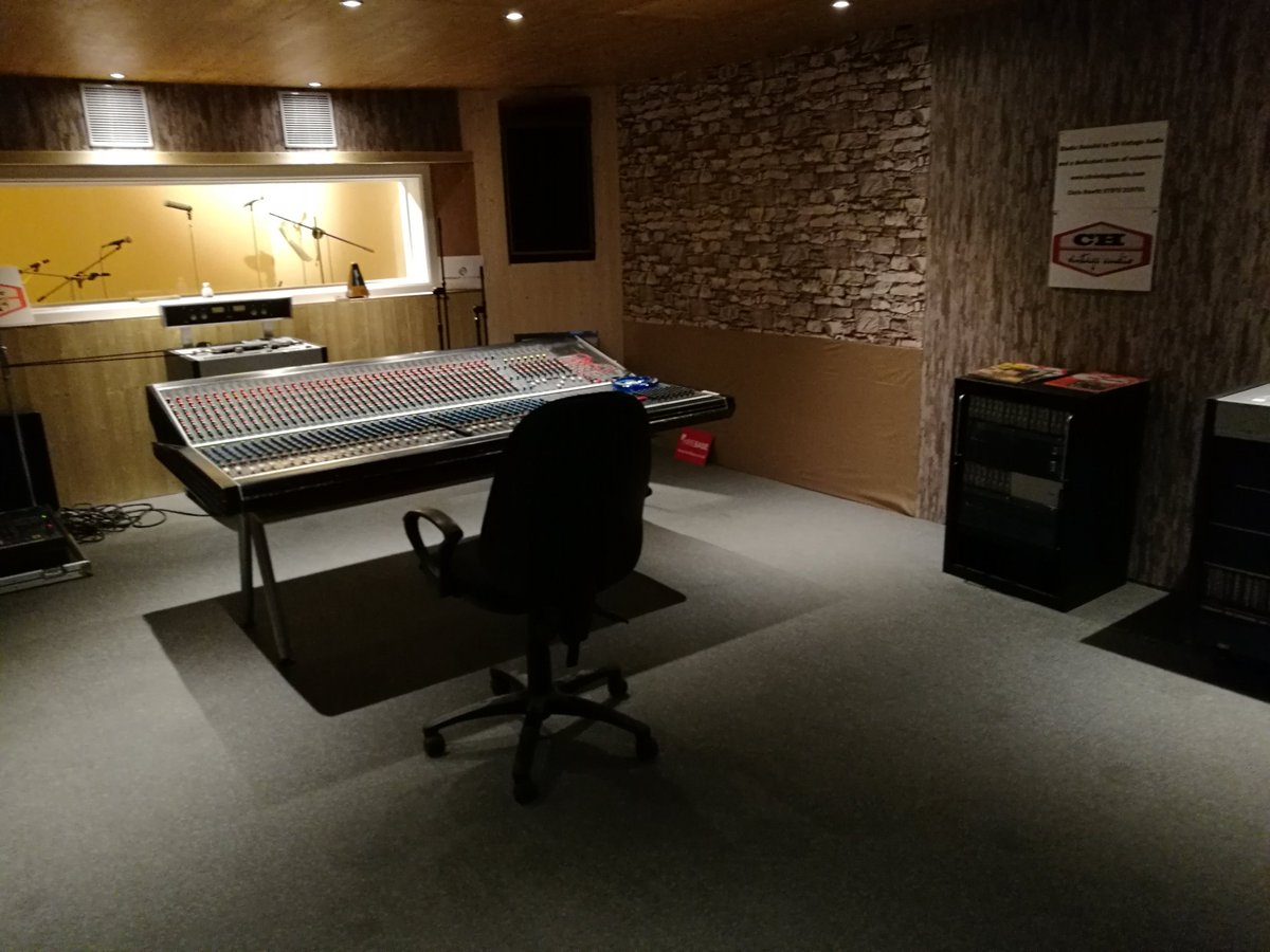 Strawberry Studios The Final Photos Of The Control Room Rebuild Ahead Of Dismantling The Room Tomorrow History Temporarily Brought Back To Life Strawberry50 T Co 5ns1jhtxmk Strawberry Studios The Final Photos Of The Control Room Rebuild Ahead Of Dismantling The Room Tomorrow History Temporarily Brought Back To Life Strawberry50 T Co 5ns1jhtxmk