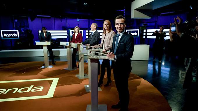 Expressen's tweet photo. Ulf Kristersson om kopplingen mellan fattigdom och kriminalitet: "Vuxna människor måste stå för sina gärningar”
https://t.co/I7TTuJO5UB https://t.co/LG427ueiSF