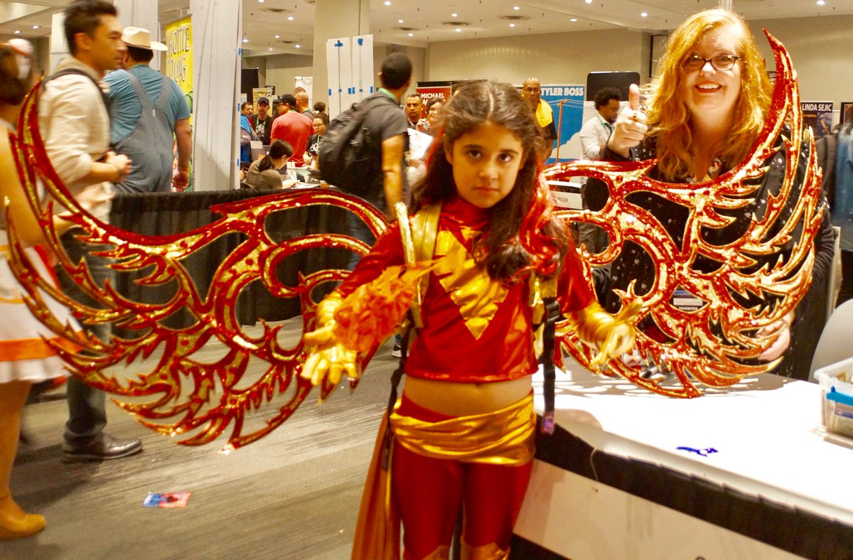 dgartside's tweet photo. @GailSimone @NY_Comic_Con Dark Phoenix encounters one of the best writers ever....#NYCC #NYCC2017 #DarkPhoenix https://t.co/KKcY6poL48