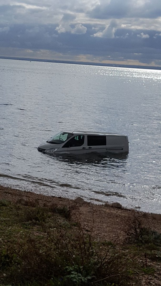 Purcouk's tweet photo. Parking by Southend Seafront today reaches new levels. https://t.co/TVoAqSHA0A