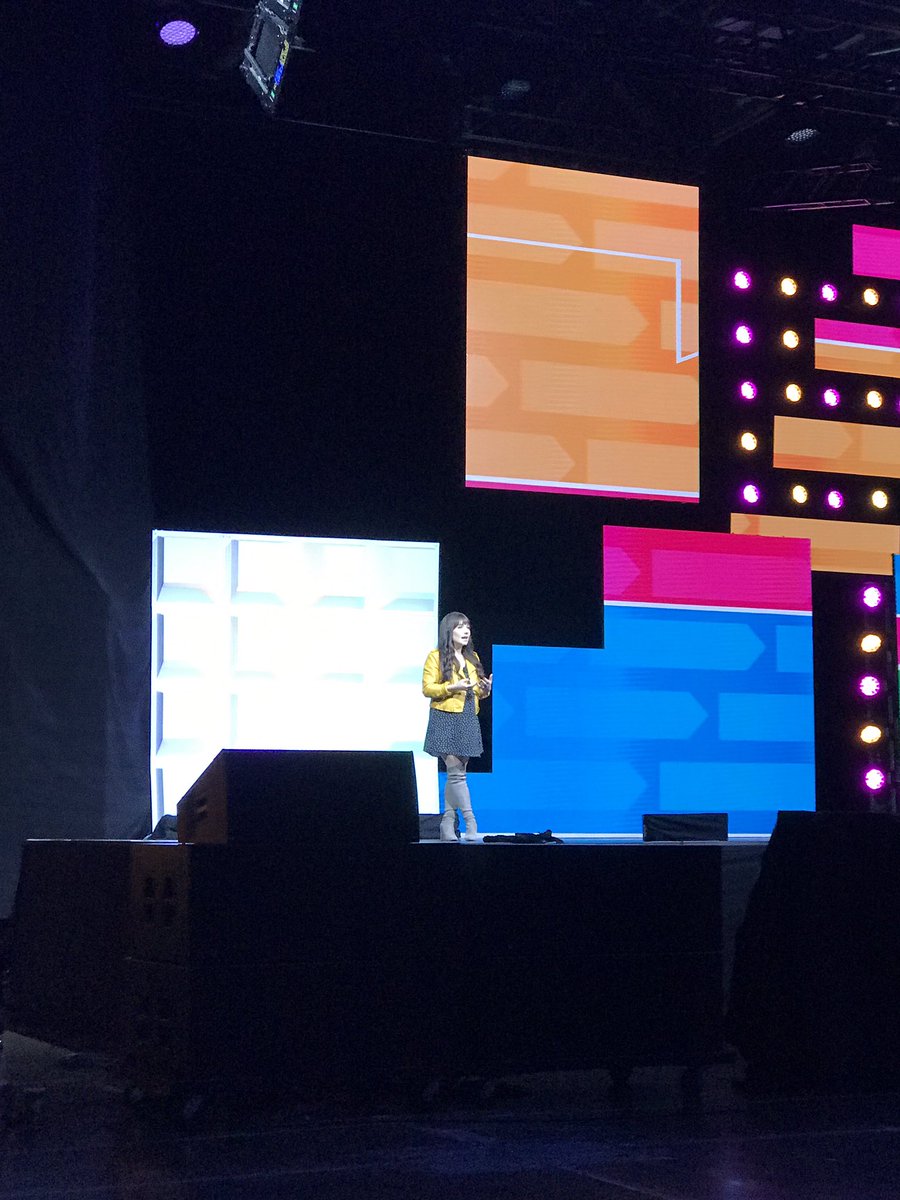 I started <a href="/DigiTour/">DigiTour</a>. And I started as a #GirlScout. Thanks for having me at #girl2017 <a href="/girlscouts/">Girl Scouts</a> 🙌🏻