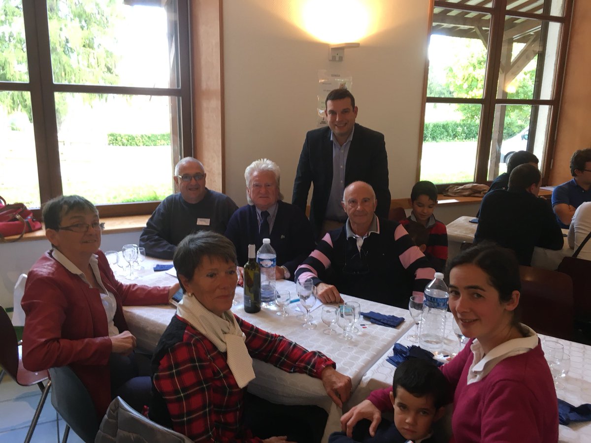 mxchaussat's tweet photo. Très belle journée à Chanay dans l’Ain pour la rentrée politique des Fédérations #FN01 #FN73 #FN74 . Une fête patriote et familiale. https://t.co/0AlTYnWlet