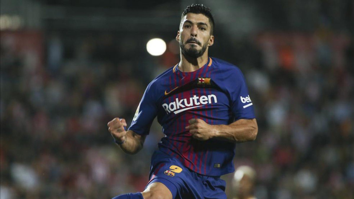 PenyaParis's tweet photo. 🚑 Luis Suarez opéré ? Tout ce qu'il faut savoir sur le kyste d'El Pistolero - https://t.co/EAVuDVhuyE 

#FCBLive #SuarezFCB https://t.co/J5EmhPeV5e
