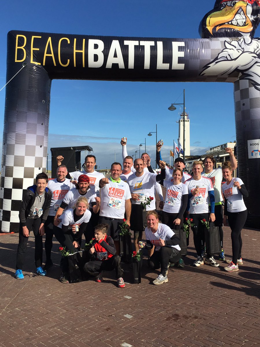 Met sportieve collega's van <a href="/Vegro_NL/">Vegro</a> de <a href="/beachbattle1/">Beach Battle Willis</a> in #Noordwijk gedaan! En natuurlijk veel aandacht gevraagd voor <a href="/vdsarfoundation/">Edwin van der Sar</a>