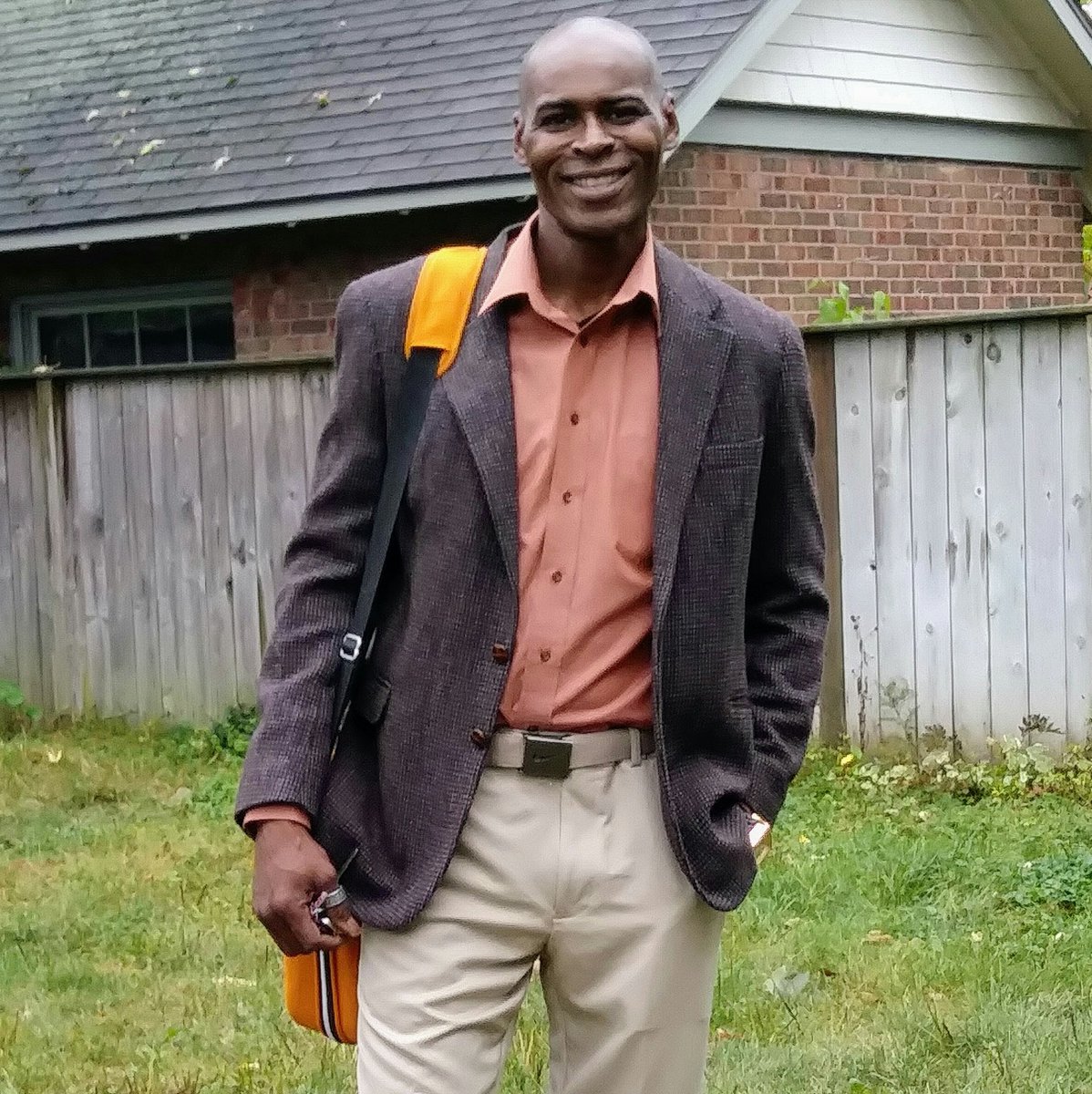 chuckgrigsby_mr's tweet photo. #chuckgrigsby.tk #CommunityService #communityactualist #afterschool #afterscghoolprograms #agentofchange #empowerment #donation #fundraising https://t.co/1uhvKHf8z8