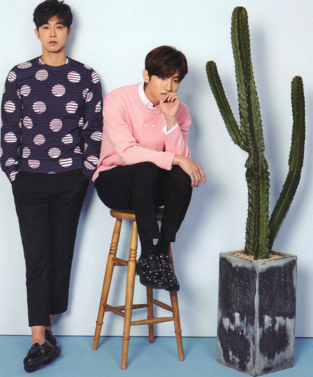 Cassiopeia_INA's tweet photo. [20 HQ SCAN] TVXQ! PHOTO ALBUM U-KNOW Yunho &amp; MAX Changmin VER. https://t.co/21uN2HVu3K https://t.co/wqsSXzmknR