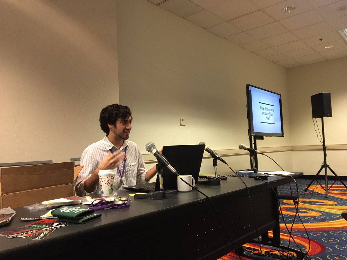 watsonwu's tweet photo. Eric Lorenz @escarbanzo talking about Best Audio Tools at #Siegecon 2017. #gameaudio #audioforgames #audiotools #audiomiddleware #middleware https://t.co/hfJ80VqJEh