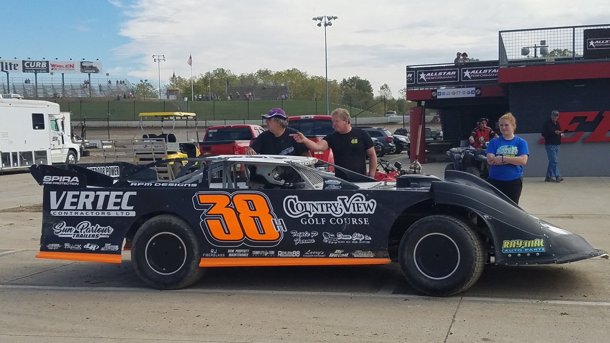 DIRTcarRacing's tweet photo. #AllstarFallNattys Canadian @Jake_Hooker38 a regular @OfficialSBRace making his @EldoraSpeedway debut this weekend https://t.co/X1eLdu8zN8
