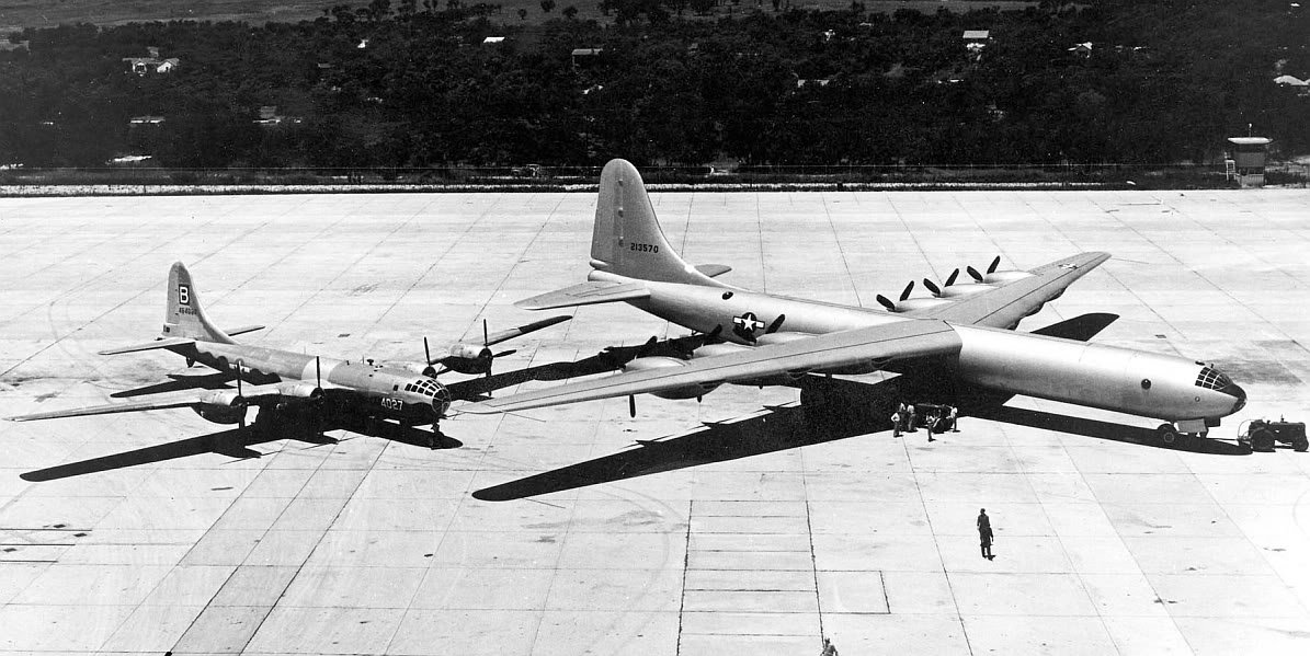 Size comparison, B-29 and B-36