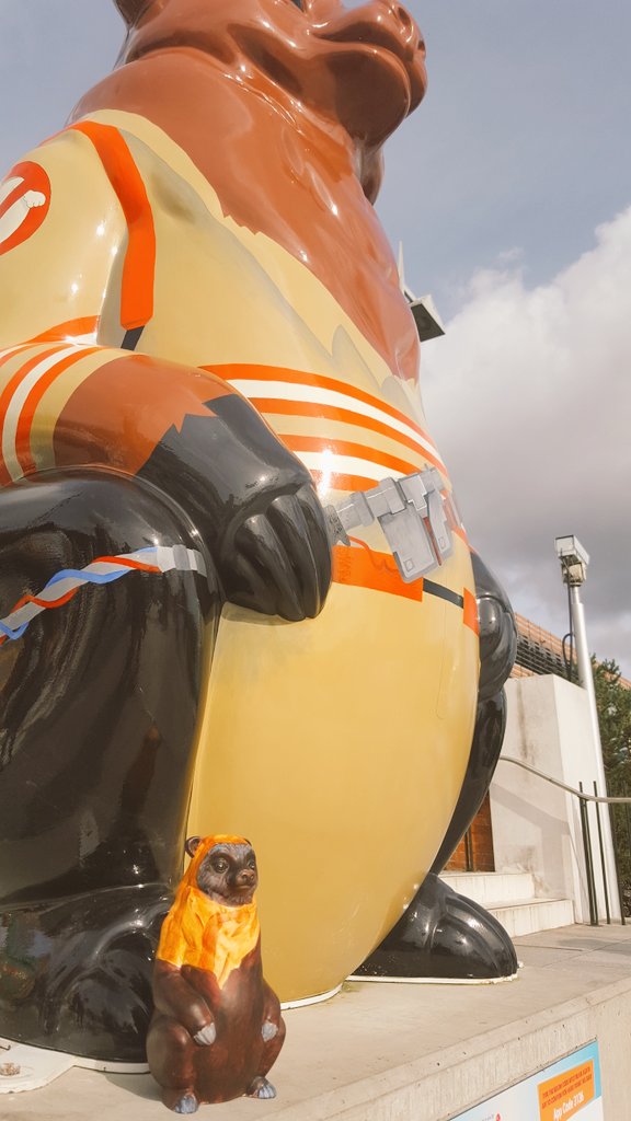 millenniumpoint's tweet photo. Mini @bearwok enjoyed meeting his larger friends at @TheBigSleuth farewell! We've loved having them all here one last time #TheBigSleuth 🐻🐾 https://t.co/wsoR9DpkrW
