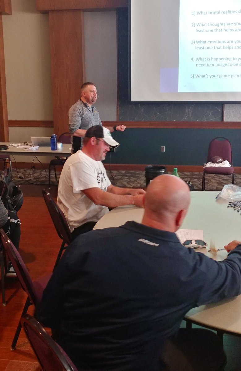 Thanks <a href="/2ChallengeMind/">centersportsmind</a> for coming in to <a href="/USAHockeyMN/">USA Hockey MN</a> CEP class today! #mousetraps