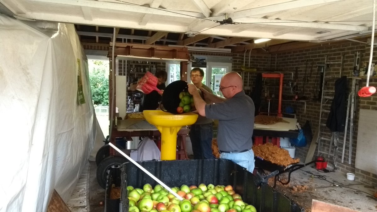 thebrewingman's tweet photo. The lads @VGcider putting in a shift cider making. Thanks for the great welcome and the #cider for @WKCamraSVRFest  @SpaVRofficial https://t.co/oZFpSy2wLq