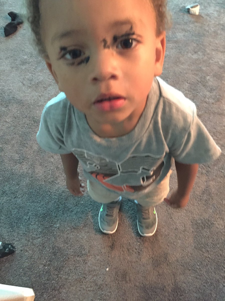 Yvette R tweet media