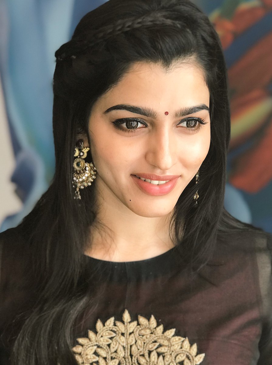 SaiDhanshika's tweet photo. https://t.co/us3Fd4Jifv