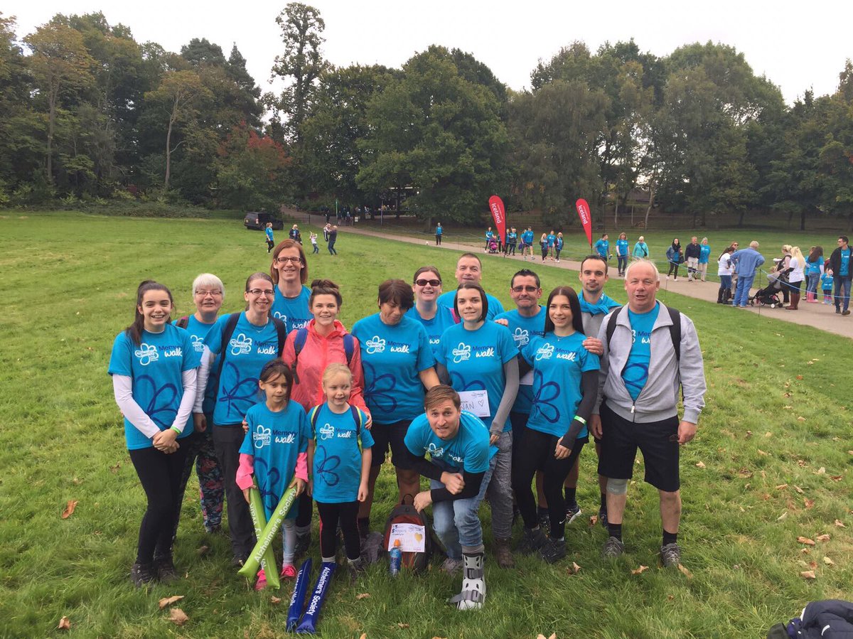 hammerflan's tweet photo. #MemoryWalk2017 A great day together to do what we could for Jean Sheppard. Slowly being taken by this horrible disease. Love you Mum. https://t.co/9ZDTOdN7i6
