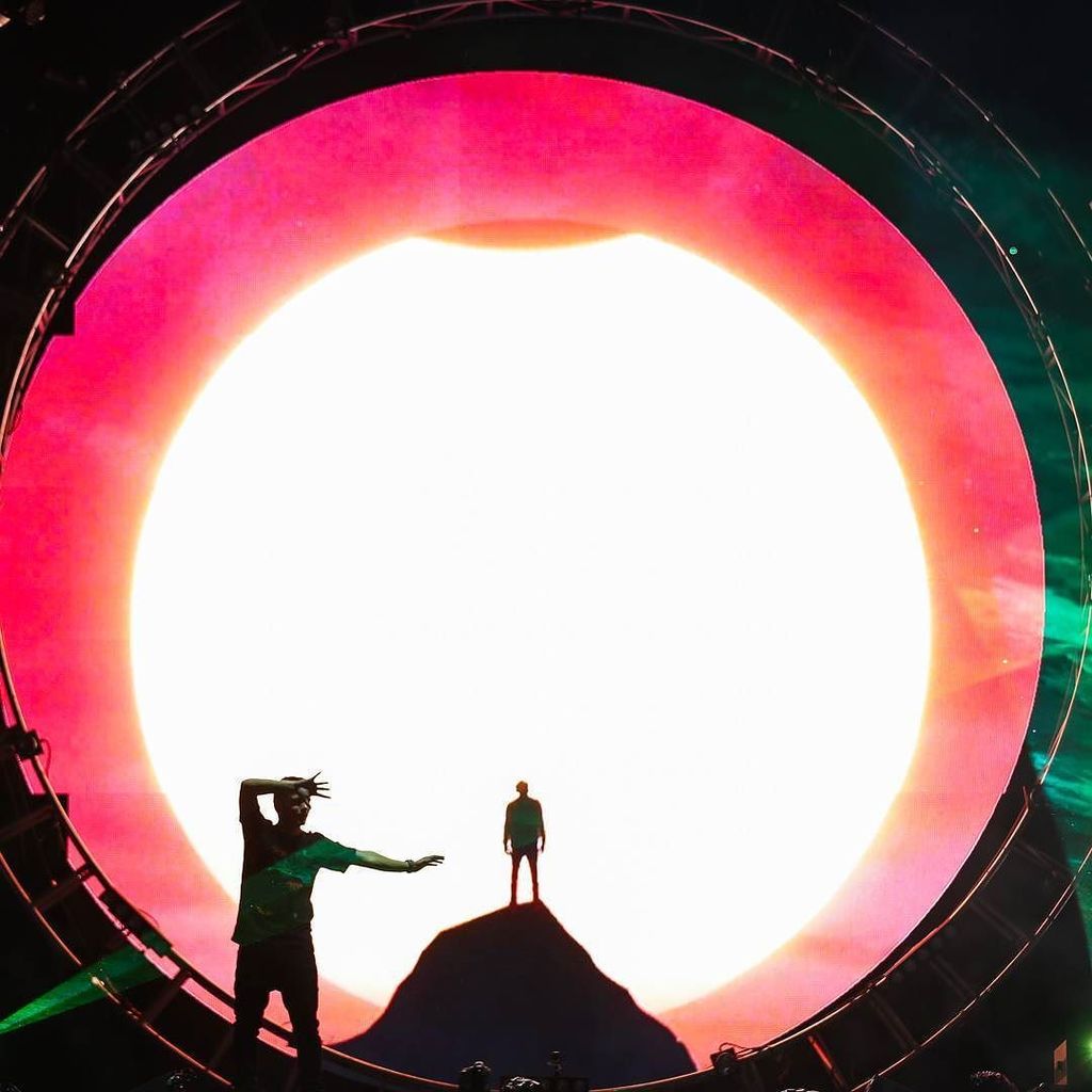 Rudgrcom's tweet photo. @martingarrix | @ultramexicocity https://t.co/59mtxCCSPj https://t.co/722jc3IXlm