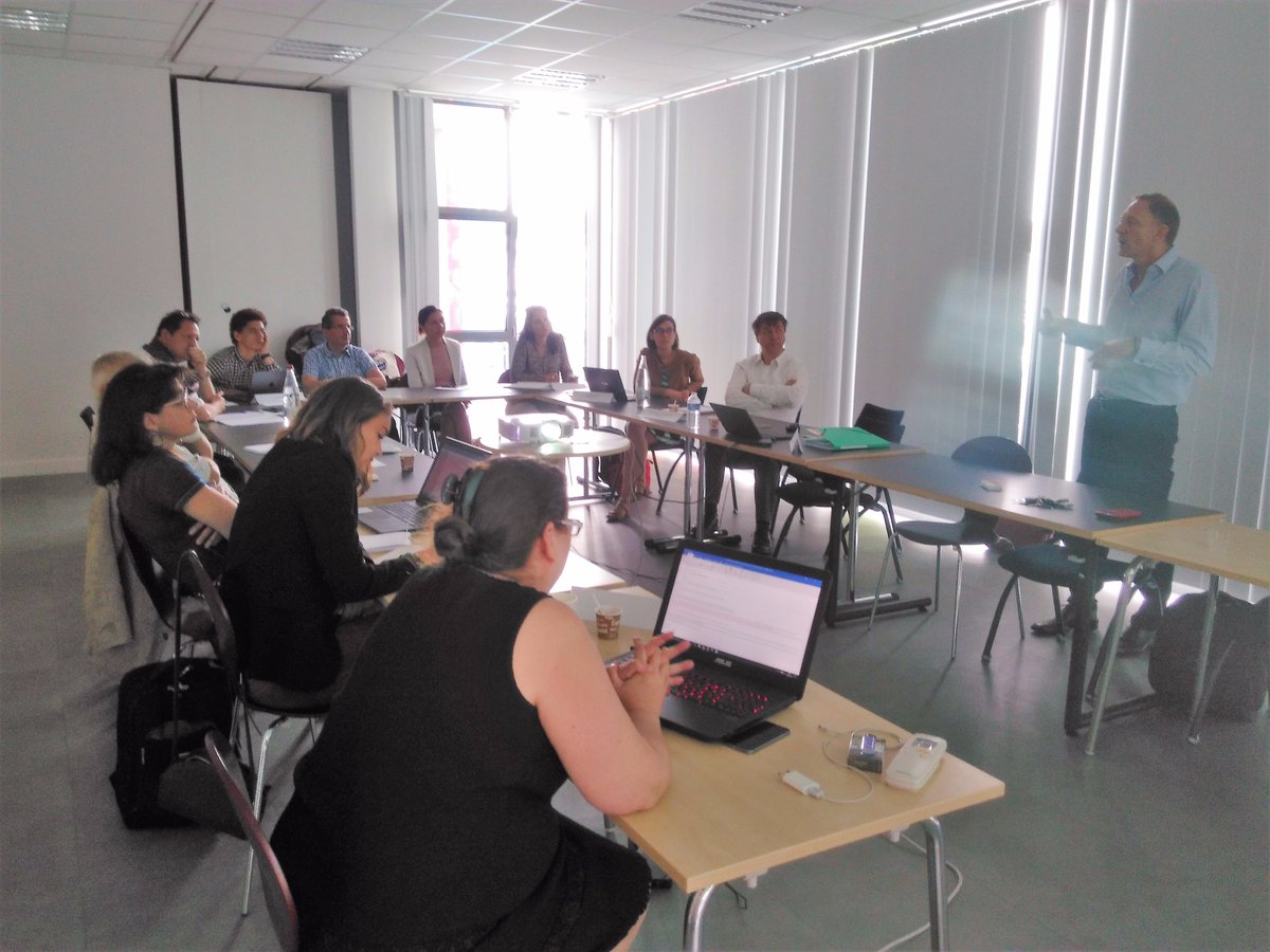 LifeScienceLead's tweet photo. demain, 1er jour formation marketing et communication, bases Marketing Samuel Cazin et Marketing dans environnement régulé
Arlette PetitJean https://t.co/kJbGpasvt1