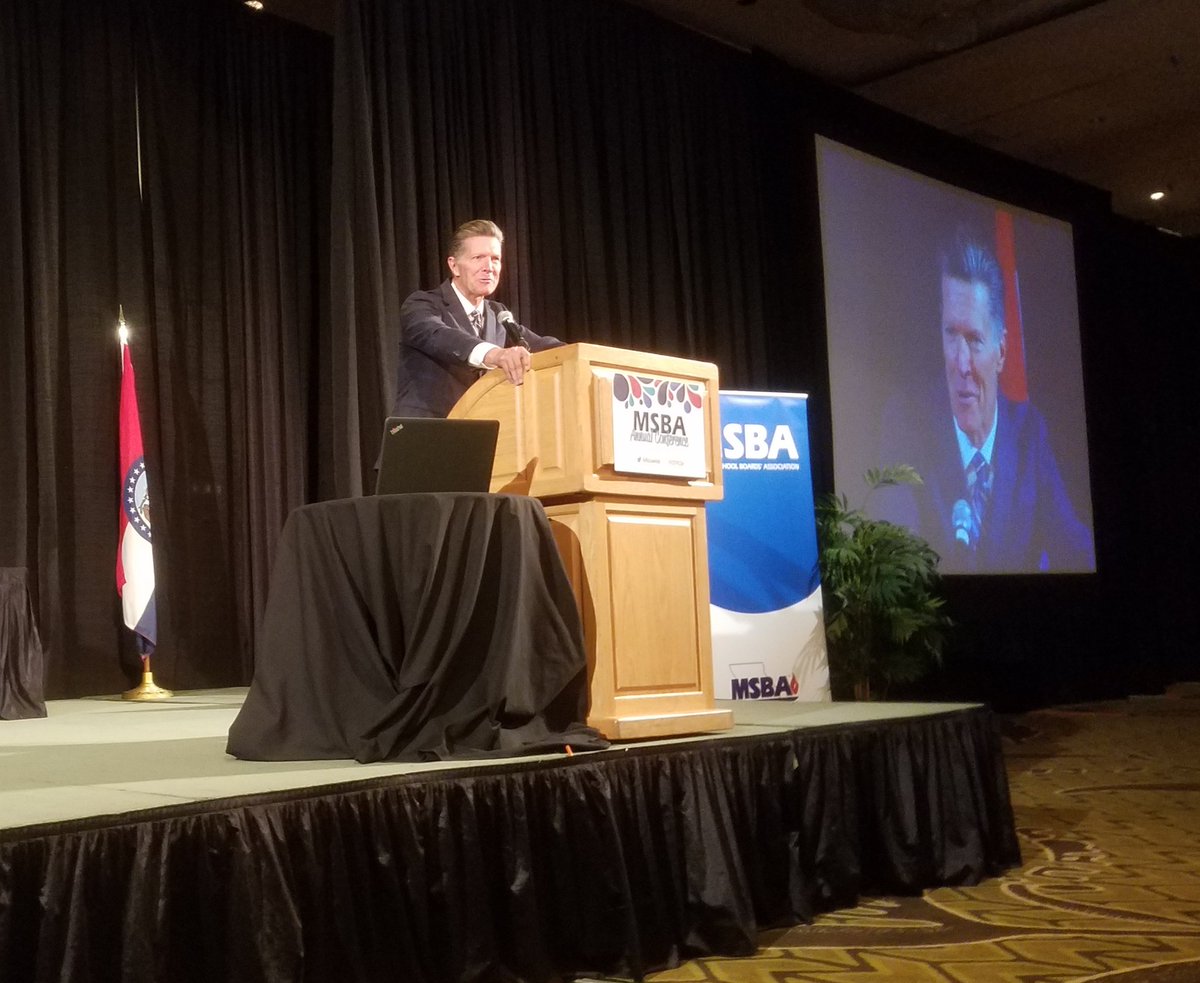 jefftodd1's tweet photo. Thanks @stonephillips for a moving speech and memorable #2017MSBA event.
#parkwayproud https://t.co/4ZSNsSVwk8