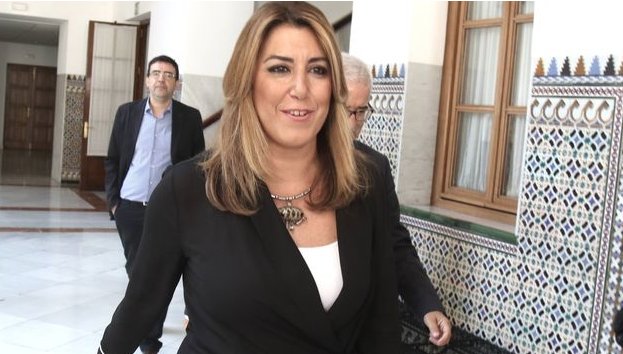 eldiarioes's tweet photo. Susana Díaz asistirá el jueves en Madrid al desfile del 12 octubre https://t.co/Xpd4TeI0tT https://t.co/DLr2OdUYRg