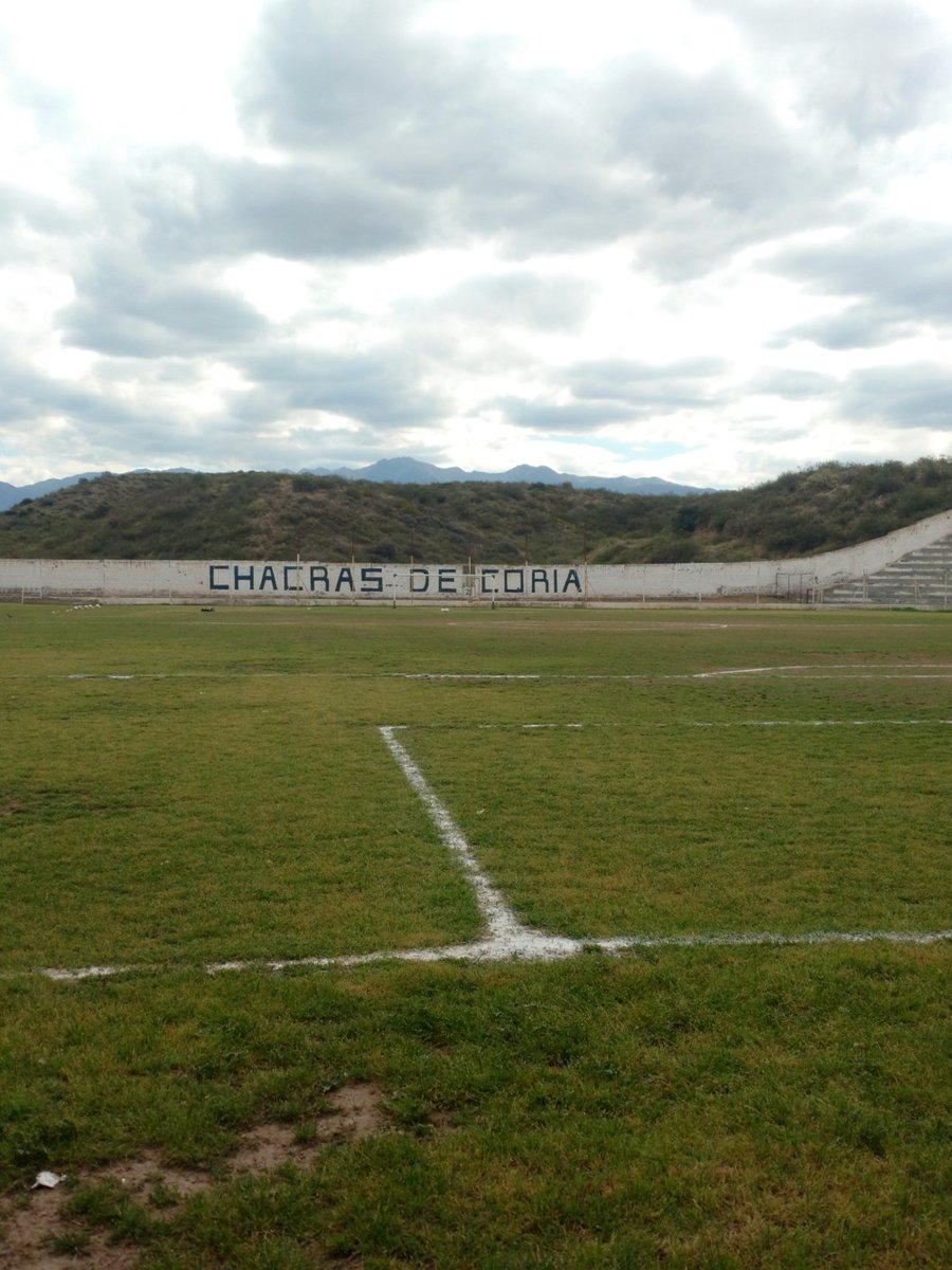 #PRIMERA | A las 16 hs
Ya estamos en el cerro esperando por #Chacras - #Boca . Vení a alentar al Albiazul.
¡Vamos Chacras!