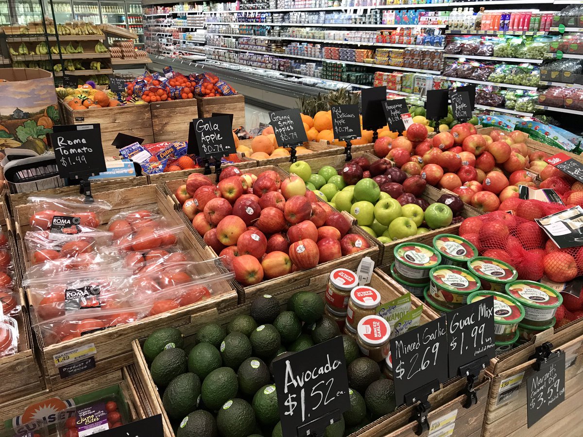 Dustin' off the old twitter account! Fresh and full for our football fans! #SouthcenterSwag #GameDay <a href="/ScottKuhn410/">Scott Kuhn</a> <a href="/JaxBackes/">Jackie Backes</a>