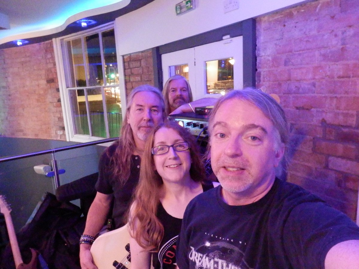 nedstarkelly's tweet photo. @bigcatcoma a massive thanks to all who joined us last night @TheRooters loved your dad dancing and wonderful singalonging see u all again https://t.co/MtpGhqWpP1