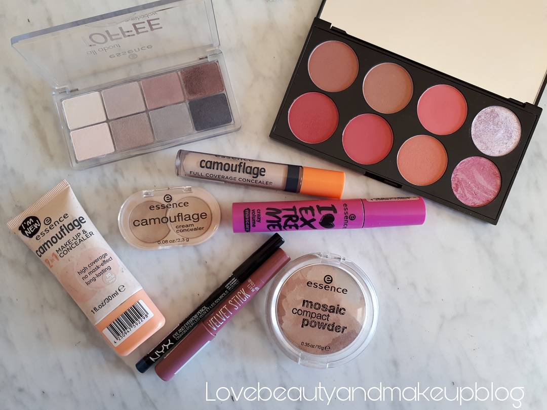 Lovemakeup95's tweet photo. 🌻 Sunday essentials 🌻 
#essencecosmetics #essencemakeup #makeuprevolution #Nyxcosmetics #muotd #mua #makeup #makeupaddict #makeupjunkie https://t.co/1Tha8q1neU