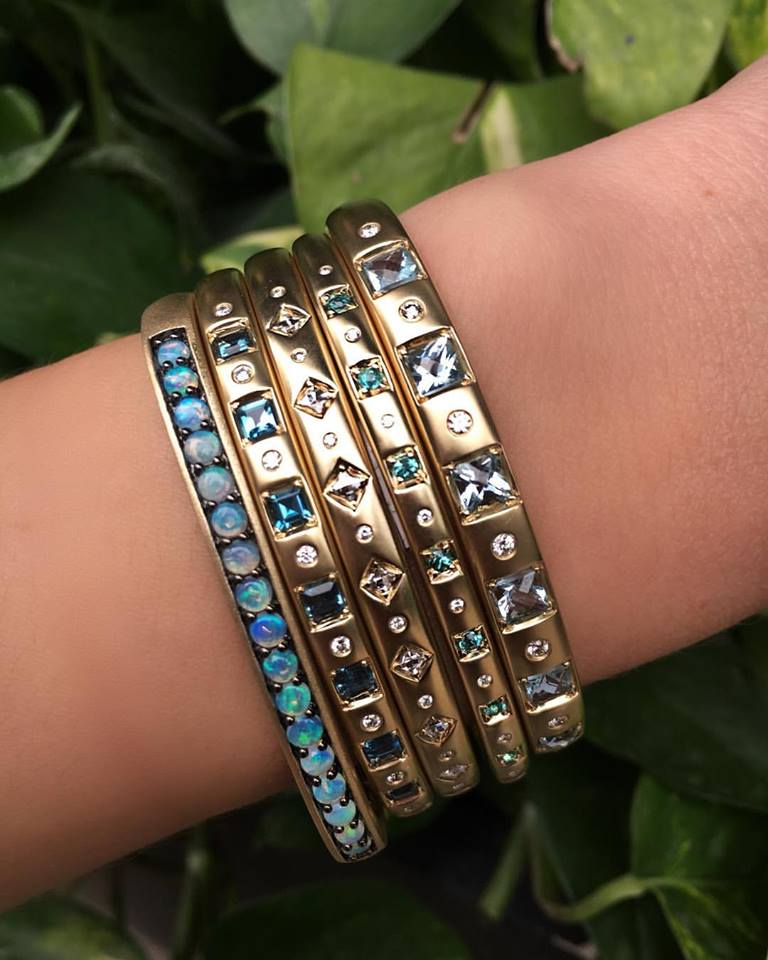 GStJewelers's tweet photo. The gang is all here! cc: @JTJewelry https://t.co/ZAlWEsbmDH