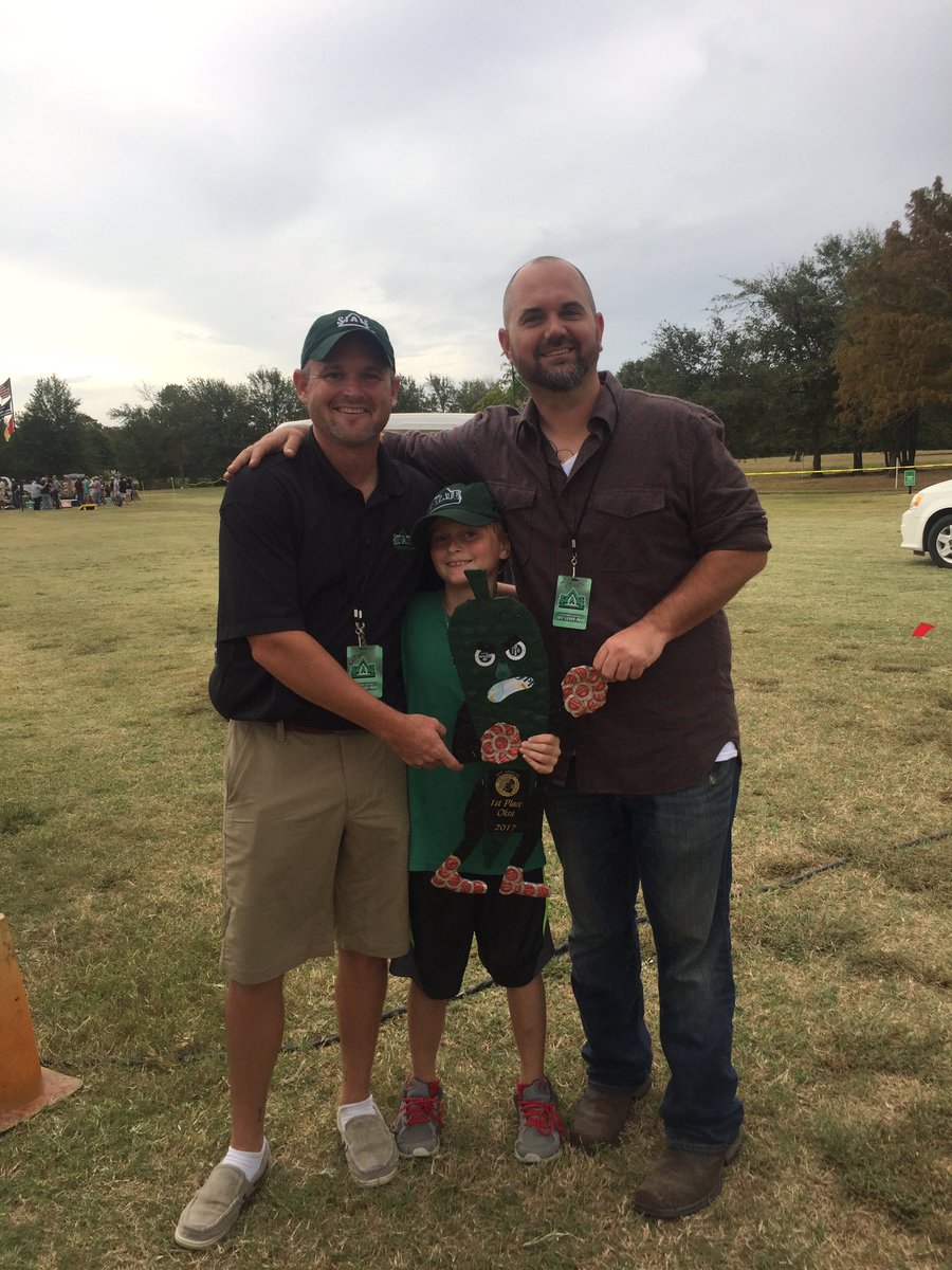 crewsdave's tweet image. Such a fun weekend!  I learned that even if you catch the grill on fire you can still win BEST OKRA dish! #winning