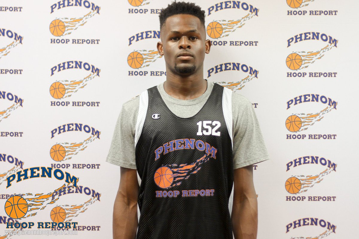 JeffreyBendel_'s tweet photo. 6'4 '18 Kevin Kayongo of Mountain View has been impressive all day, scoring on all levels and throwing down dunks regularly #NCPhenom150 https://t.co/kTiiDu8Dco