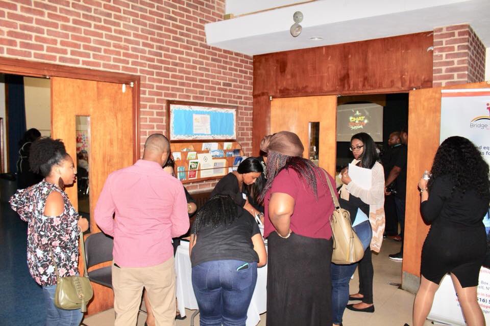 bridgetopromise's tweet photo. Here’s more from our 3rd Chat and Chew Session ✨ 10.7.17
Bold Vision. Bright Future.
#BridgeToPromise #ChatandChewSeesion #OperationLife #Leadership #GoalSetting #DefiningOurValues #OvercomingBarriers #AreYouGrowing #BelieveAgain https://t.co/2JC8r3dMWL