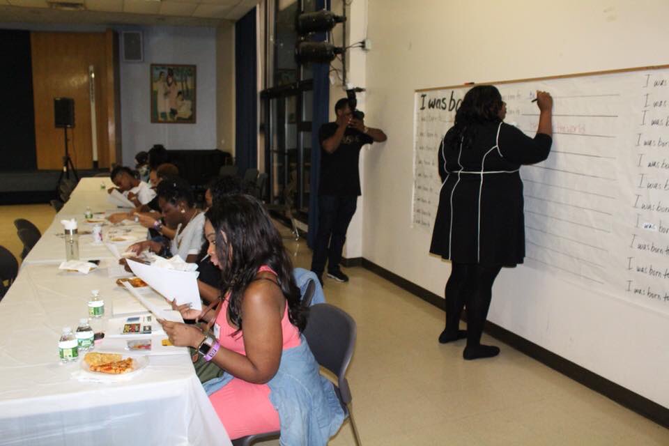 bridgetopromise's tweet photo. Here’s more from our 3rd Chat and Chew Session ✨ 10.7.17
Bold Vision. Bright Future.
#BridgeToPromise #ChatandChewSeesion #OperationLife #Leadership #GoalSetting #DefiningOurValues #OvercomingBarriers #AreYouGrowing #BelieveAgain https://t.co/F6rfx2yAet