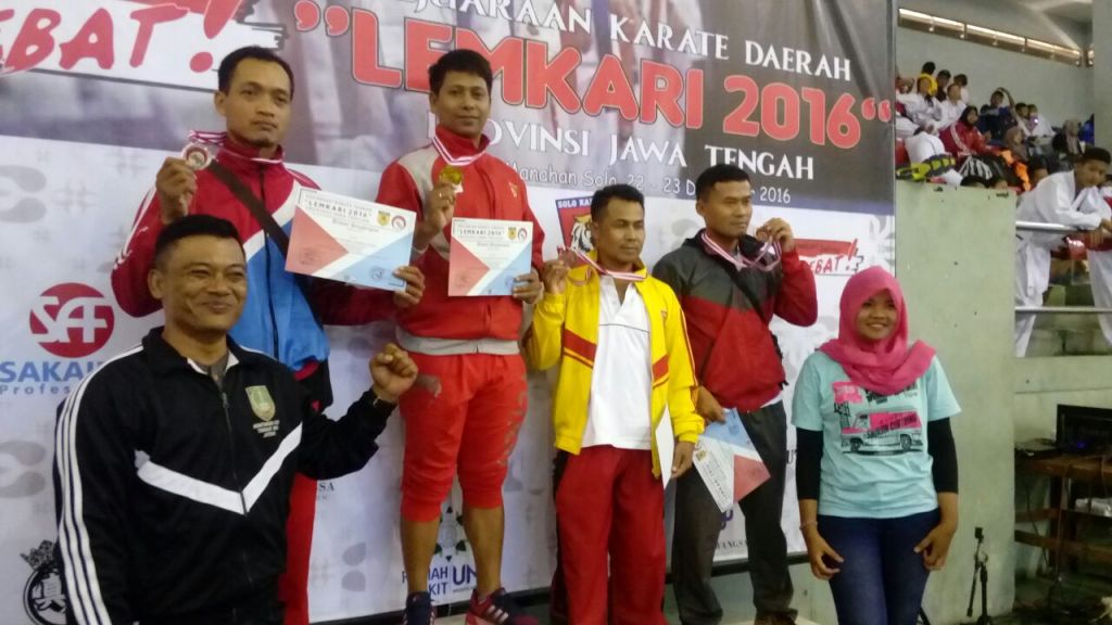 MagelangOL's tweet photo. Mahir Bela Diri bersama AKA Karate School https://t.co/sPL4VbfaGy https://t.co/2WKLZz3VI4