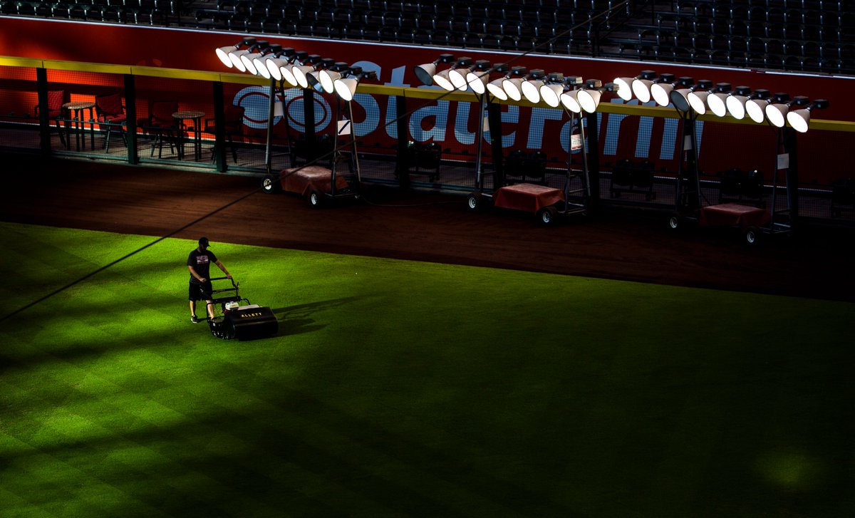 pjbreenphoto's tweet photo. The @Dbacks field is all prepped for Game 3 tomorrow evening! #Rallybacks #NLDS2017 #ourseason https://t.co/jJHwrkPzx3