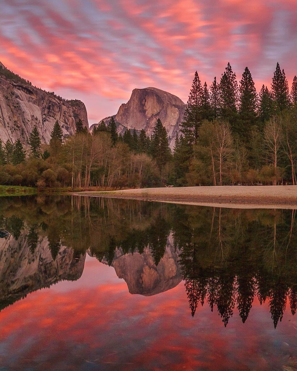 Our most popular pic last week: Pretty in pink <a href="/YosemiteNPS/">Yosemite National Park</a>. Pic by Jonathan Basiago
