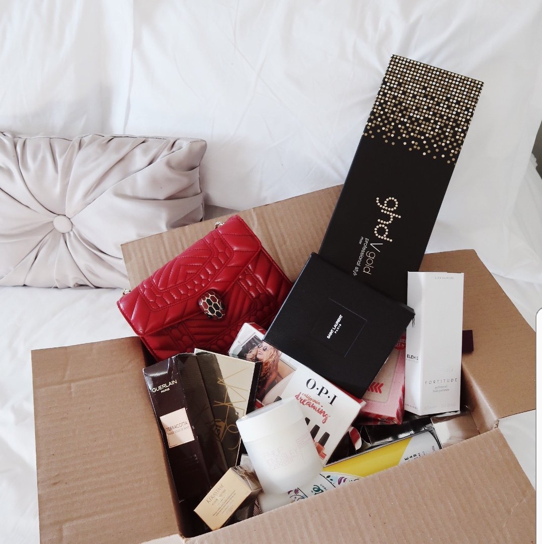 Kate_it's tweet image. Yes please. @LydiaEmillen  #lydiaelisemillen500k